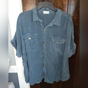 Maurices relaxed fit button up shirt